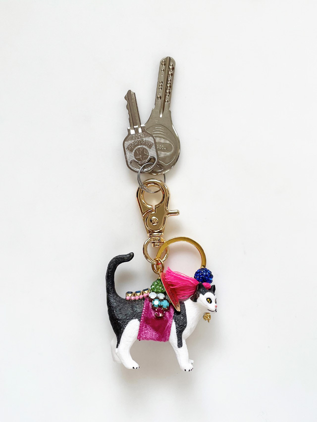 【初入荷】lenora dame/Cat Keychain /キャット モチーフ バッグチャームキーホルダー