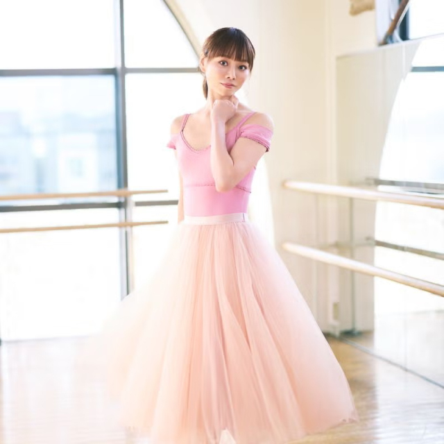 repetto〈レペット〉 D0789N / Mizuka Ueno × Repetto “ROSE”