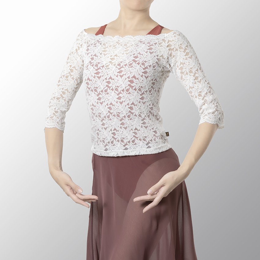 Ai Loves〈アイラヴズ〉 スカラップリーフ柄レーストップ