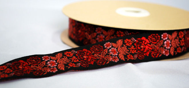 ヨーロッパのリボンです2Cm幅（５０Cm単位の販売になります）【メール便可】