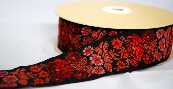 ヨーロッパのリボンです3Cm幅（５０Cm単位の販売になります）【メール便可】