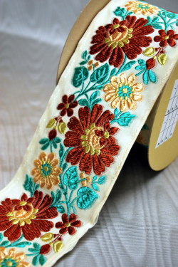 お花が一杯の素敵なフランスリボンです(2カラー）【メール便可】