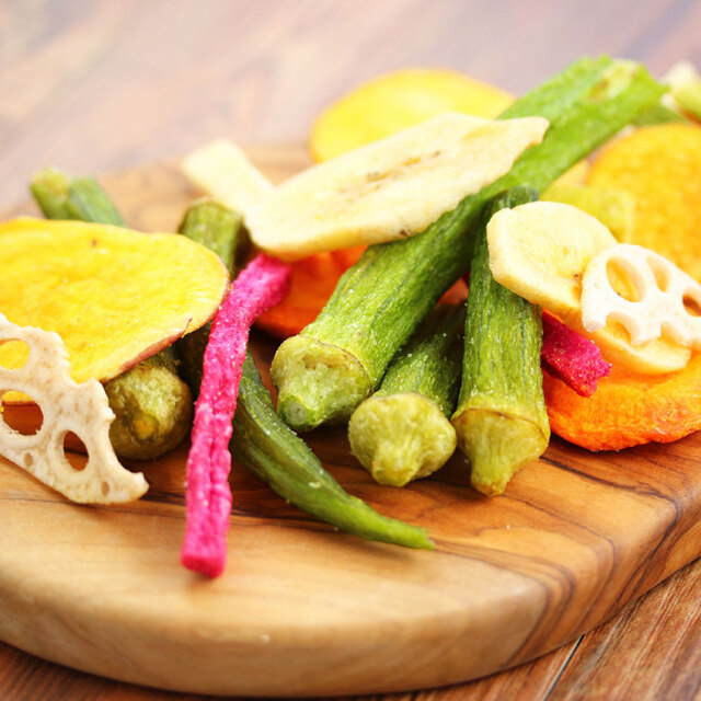 野菜チップス（おくらプラス）