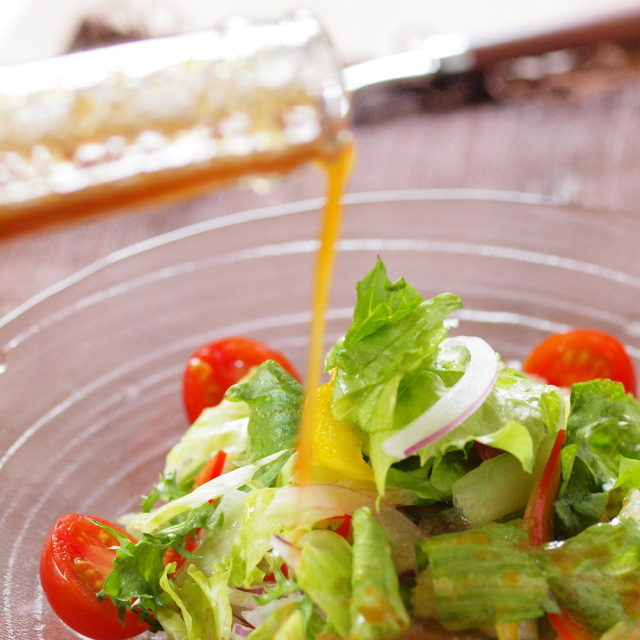 どんなサラダにも、万能ドレッシング