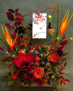 秋の茜色アレンジ