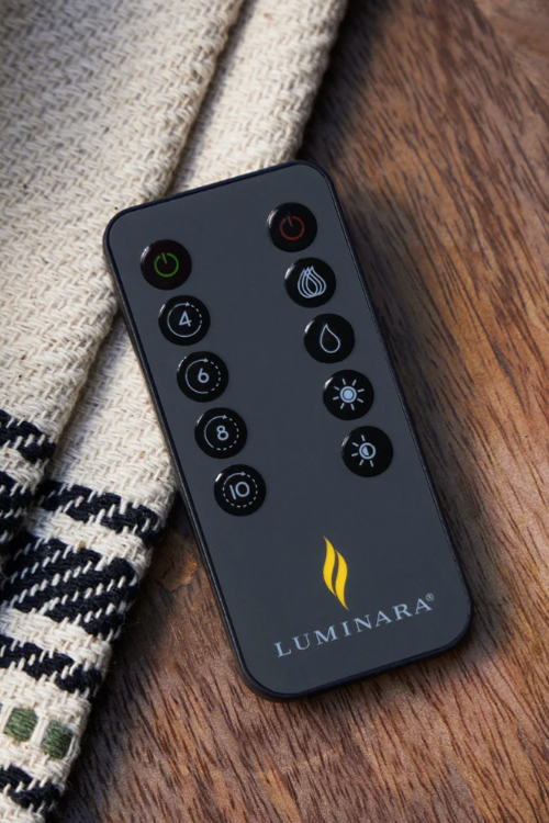 LUMINARA（ルミナラ） ｜　LEDキャンドル　ピラー3.5×５インチ（直径約9cm×高さ約14.4cm)　「アイボリー」