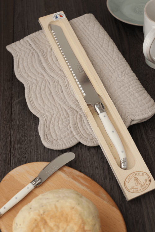 Jean Dubost(ジャン・デュボ)｜ライヨール ブレッドナイフ