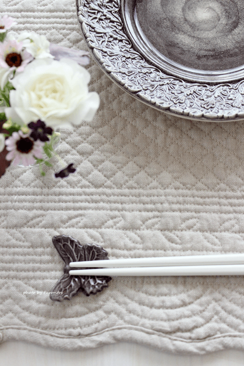 MATEUS(マテュース) ｜箸置き バタフライ S プラム