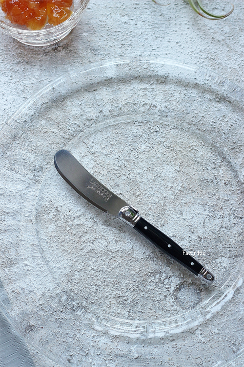 Jean Dubost(ジャン・デュボ)｜ライヨール カトラリー　バターナイフ (ブラック / ピスタチオ / ブルーベリー / ステンレス)