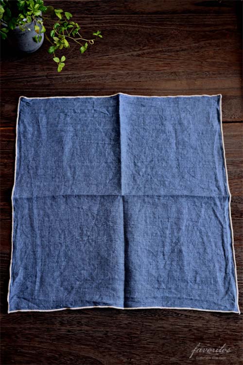 fiorira un giardino(フィオリラ ウン ジアルディーノ)|リネン100%ナプキン ブルー 40×40cm fiorira un giardino(フィオリラ ウン ジアルディーノ)|リネン100%ナプキン ブルー 40×40cm