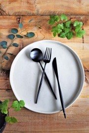 Cutipol（クチポール） ｜ GOA カトラリー ホワイト×シルバー