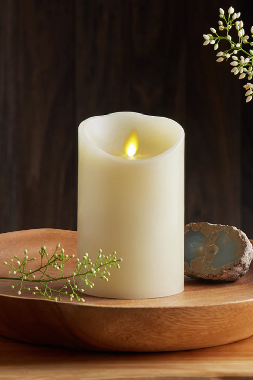 LUMINARA（ルミナラ） ｜　LEDキャンドル　ピラー3.5×５インチ（直径約9cm×高さ約14.4cm)　「アイボリー」