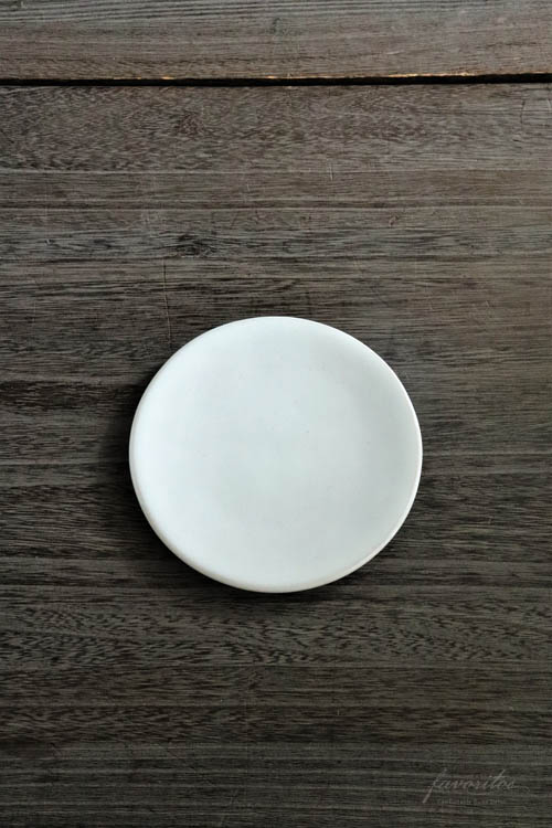 COSTA NOVA（コスタ・ノバ） ｜　RODA（ロダ）ラウンドプレート16（ホワイト/ブラック）