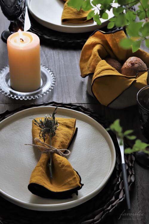 fiorira un giardino（フィオリラ ウン ジアルディーノ）｜リネン100％ナプキン　マスタードイエロー×ブラック　40×40cm