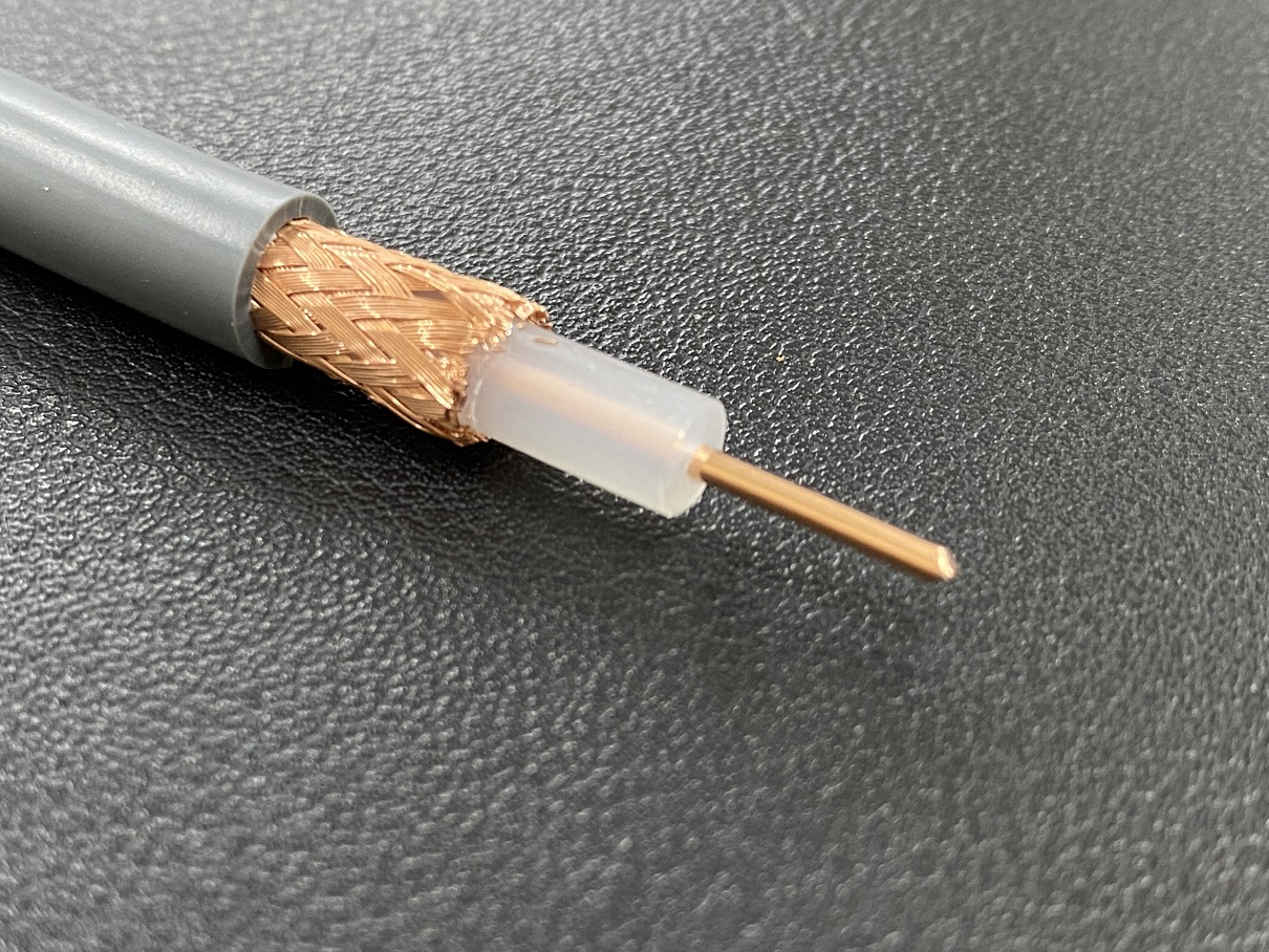 フジクラ・ダイヤ　5D-2V　１m単位切り売り