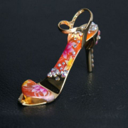 プルタブ缶オープナー