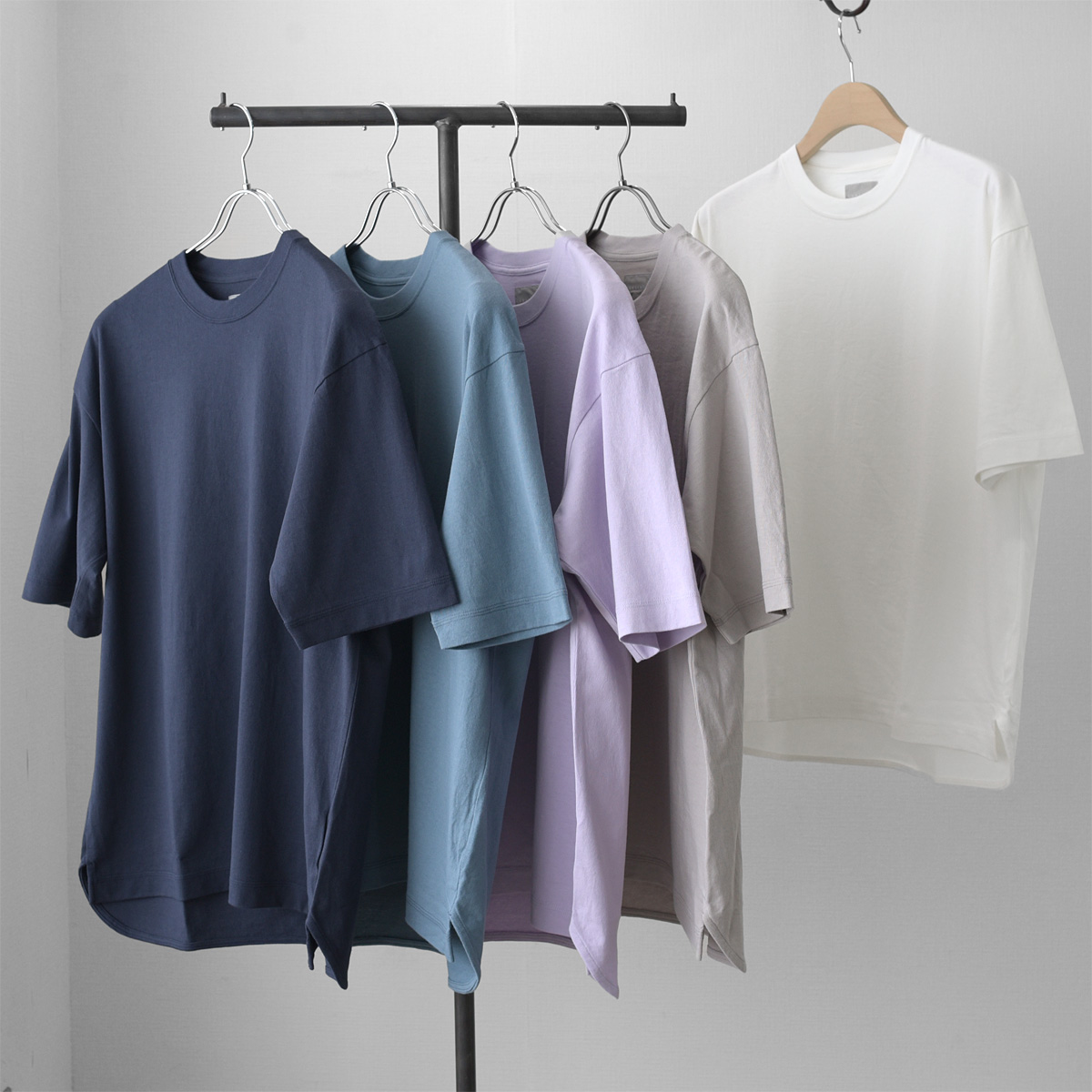 CURLY - BASIC DRY TEE