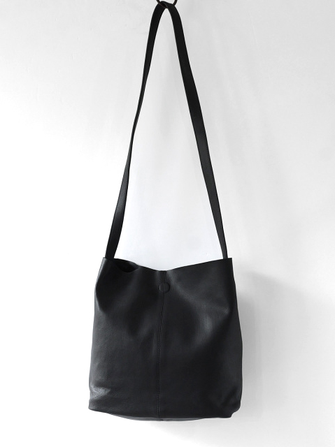 Morphee - SQUARE SHOULDER - BLACK