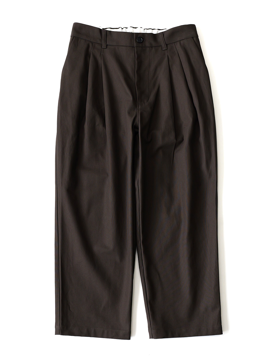 STILL BY HAND - Deep Tuck Pressed Pants - Dark Brown