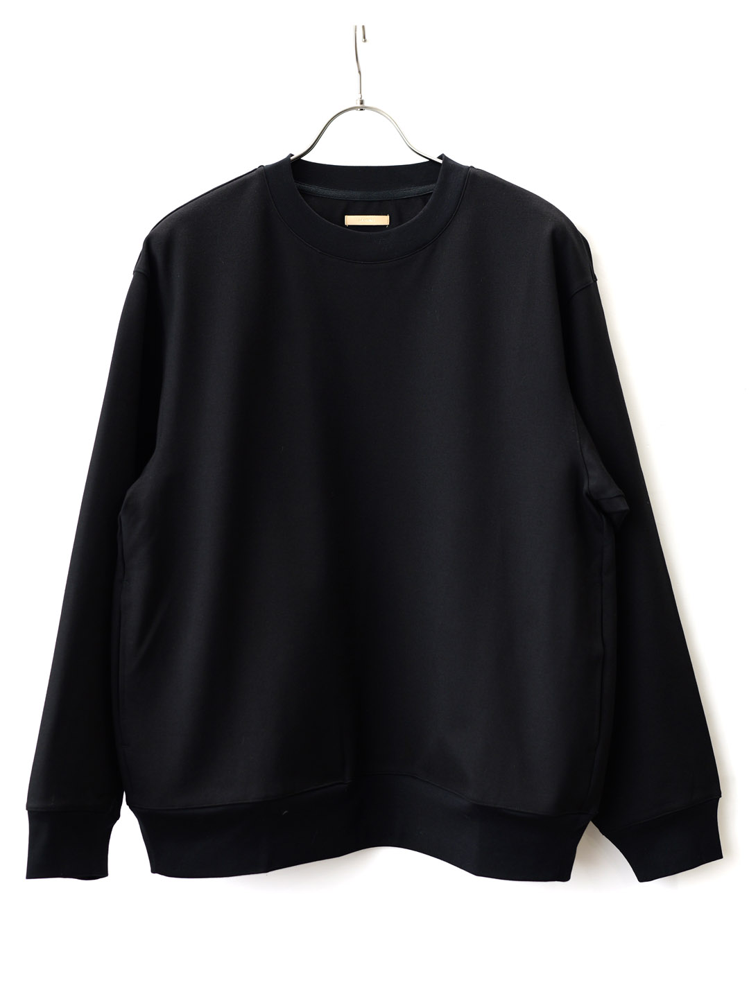 LAMOND -  Silky Crew Neck Pullover - Black