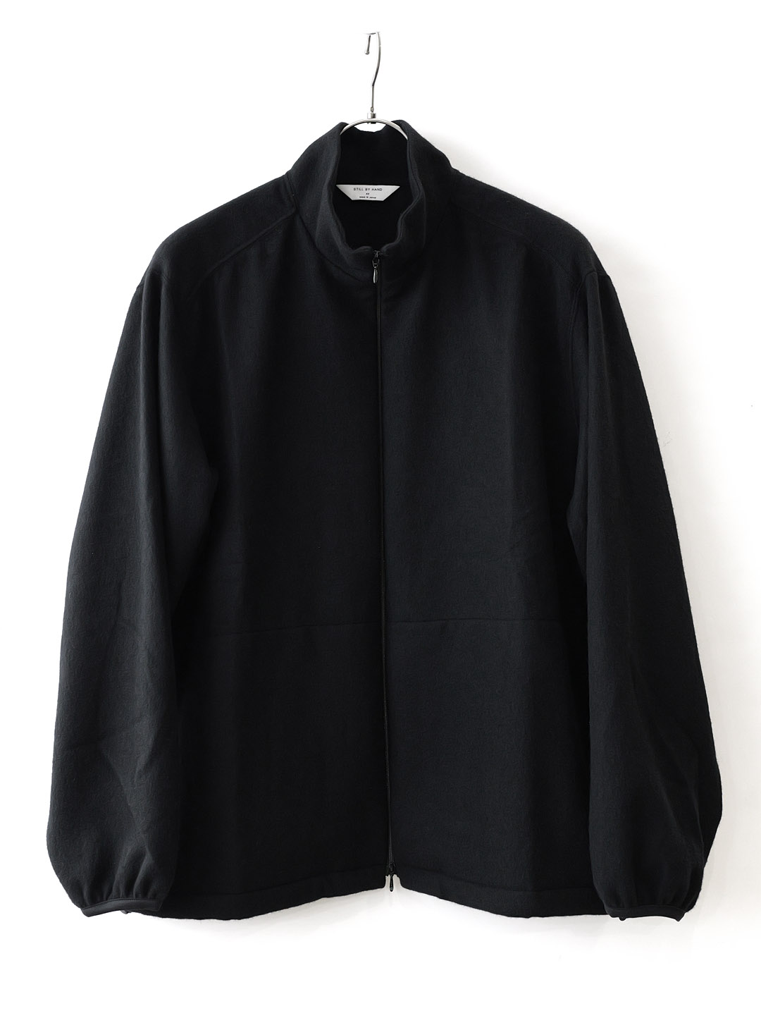STILL BY HAND -  Wool/Cashmere Mixed High Neck Blouson - Black