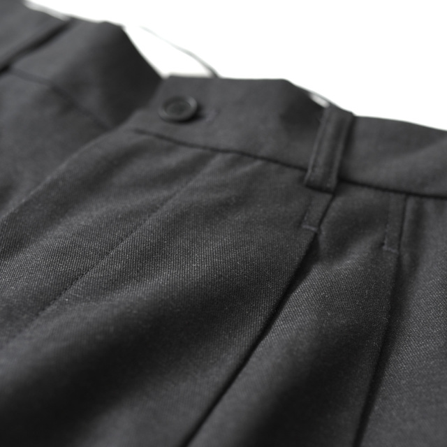 STILL BY HAND COTTON CHAMBRAY PANTS タグ付き STILL BY HAND （スティルバイハンド）PT09243 2タックコットン