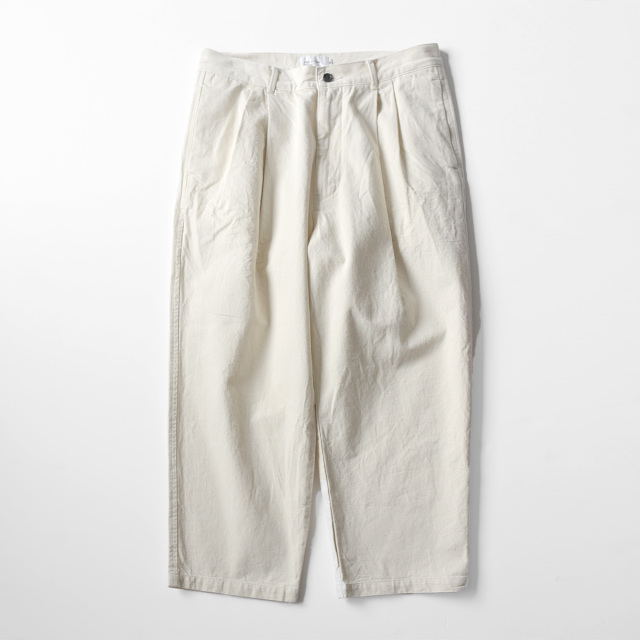 STILL BY HAND - 10oz Denim 2tuck Pants - Ecru