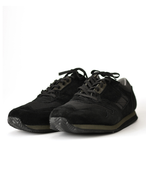 REPRODUCTION OF FOUND - British Military Trainer - Black/Black