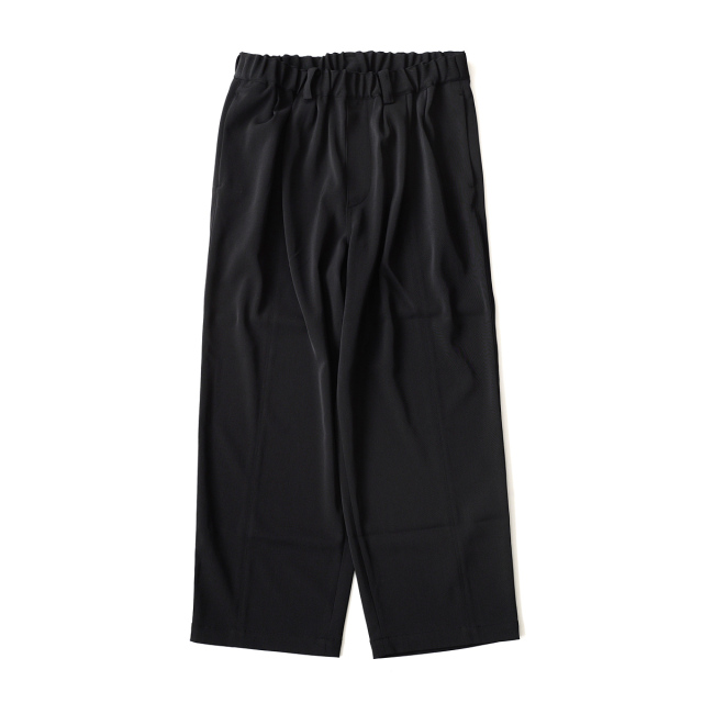 LAMOND - Twill Twist Center Seam Pants - Black