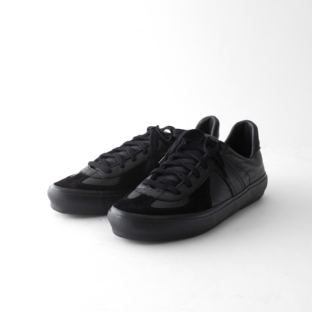 REPRODUCTION OF FOUND - German Trainer (Vulcanized) - Black