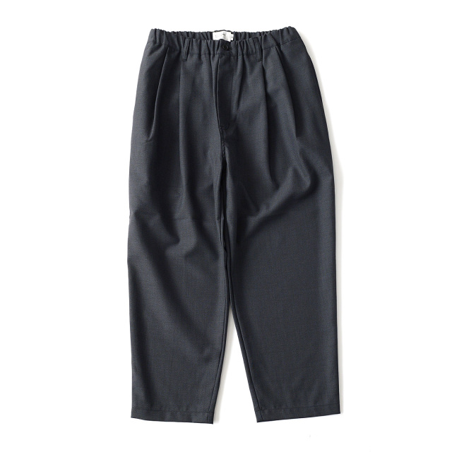 STILL BY HAND - Relaxed 2 Tuck Pants - Charcoal