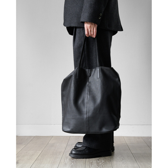 モルフェ 山羊革 トートバッグ Lサイズ ブラック モルフェ 山羊革 トートバッグ Lサイズ ブラック - メルカリ