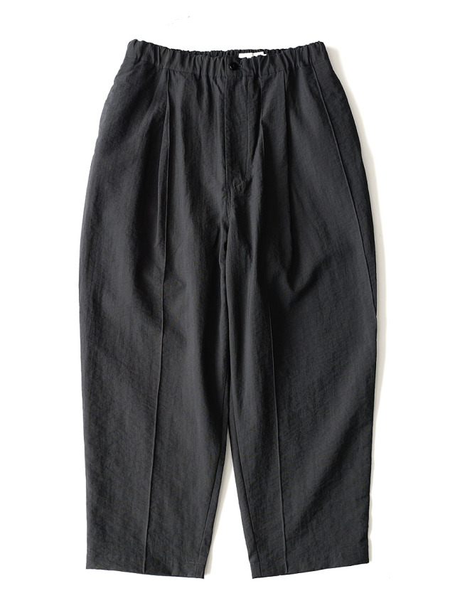 STILL BY HAND - Pin Tuck Easy Pants - Charcoal