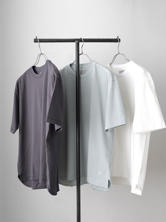 CURLY - BASIC COTTON CREW-NECK TEE