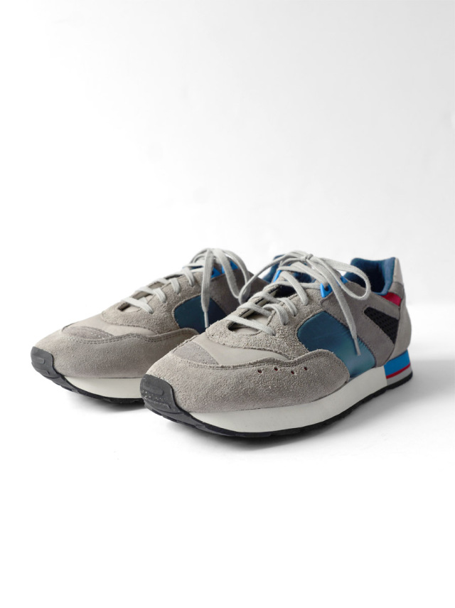REPRODUCTION OF FOUND - French Military Trainer  / Gray