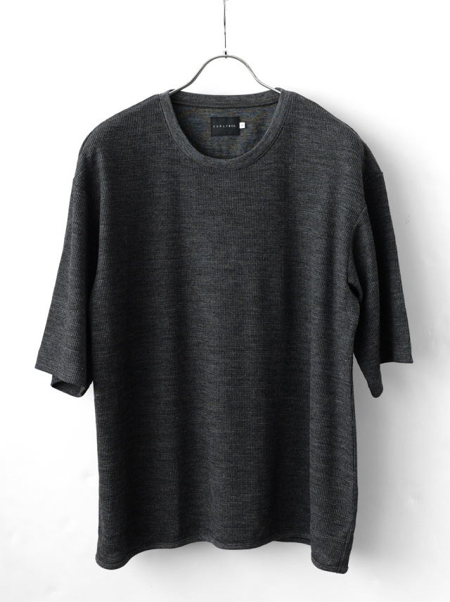 CURLY BLACK - PRIME WOOL WAFFLE TEE - M.Gray
