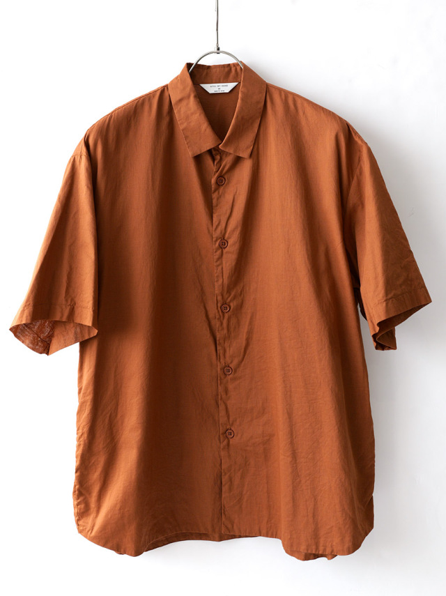 STILL BY HAND - Cotton Loan S/S Shirt - Brick