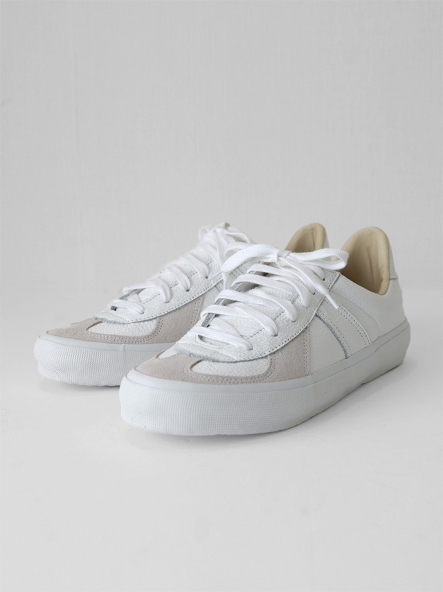 REPRODUCTION OF FOUND - German Trainer (Vulcanized) - White