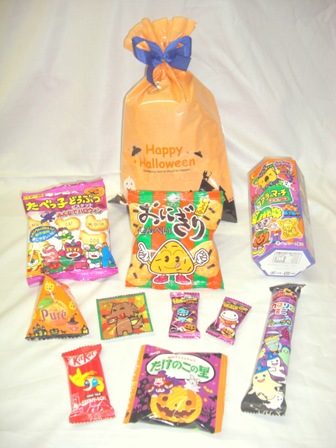 ハロウィンお菓子袋詰め