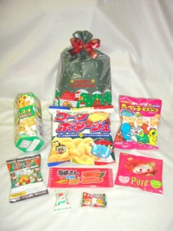 クリスマスお菓子袋詰め