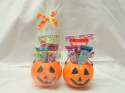 ハロウィンお菓子袋詰め