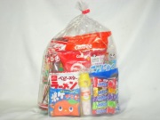 お菓子袋詰め