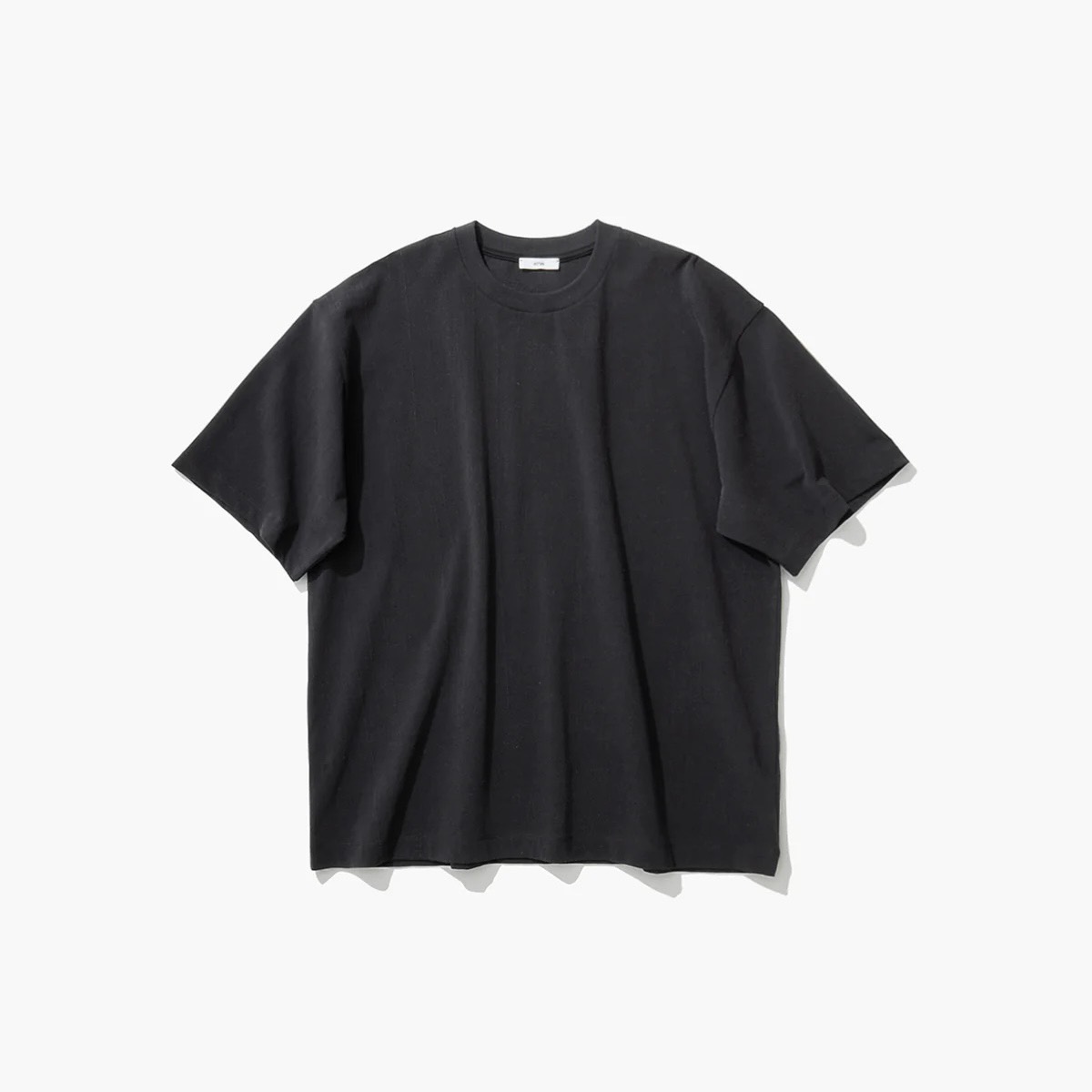 ATON エイトン AGING FRESCA PLATE | LOOSE FIT T-SHIRT