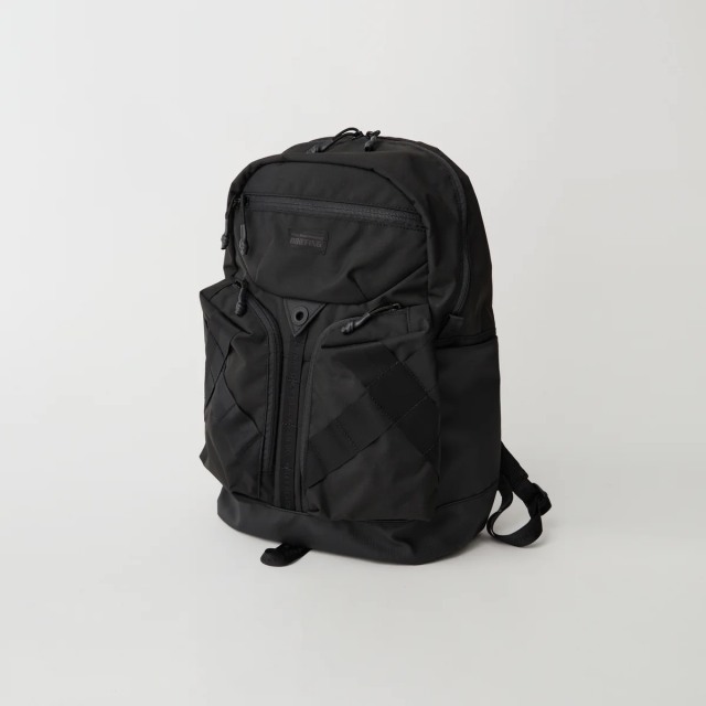 White Mounatineering WM × BRIEFING BACKPACK