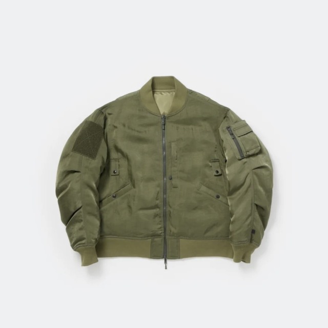 DAIWA PIER39  TECH REVERSIBLE MA-1 DOWN JACKET
