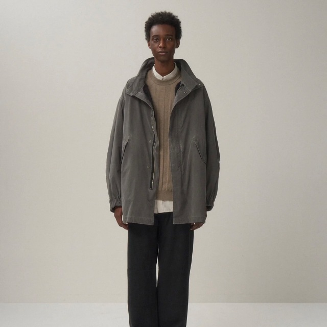 ATON/エイトン　別注SHORT MODS グレー ATON[エイトン] 23AW Air Weather | Short Mods Coat [Charcoal