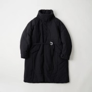 White Mounatineering WINDSTOPPER/PRIMALOFT/CORDURA COAT