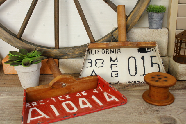 デコシャベルプレート