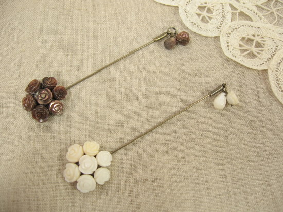 フラワーシェルスカーフピン
