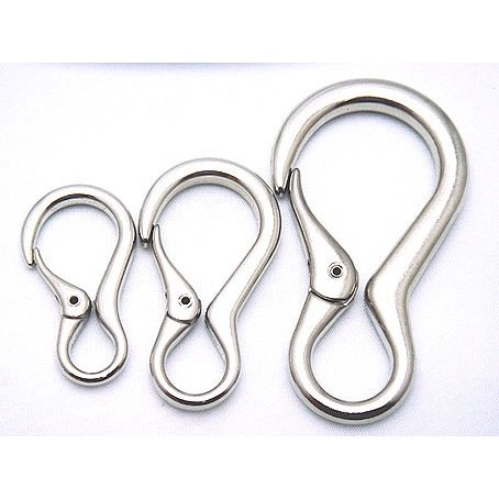 ナスカン ダルマナスカン 全長約40ミリ,50ミリ、70ミリの3サイズがあります。メッキカラーはシルバーとなります。N00700